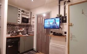 Studio Paris 16